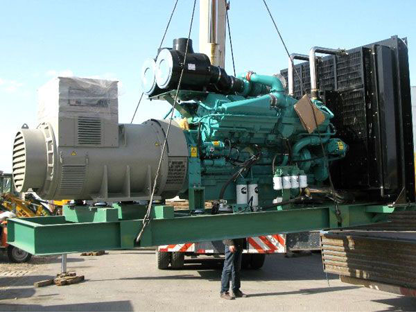 大渡口冬季柴油发电机启动前，如何检查燃油标号是否适配？